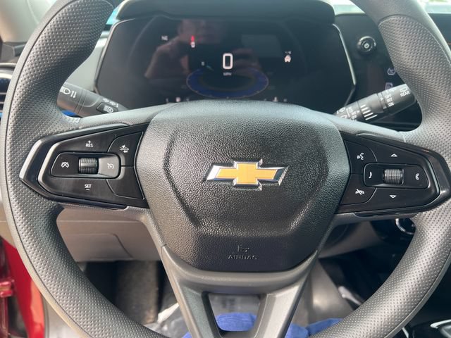 Certified 2025 Chevrolet Trax LT FWD image 24