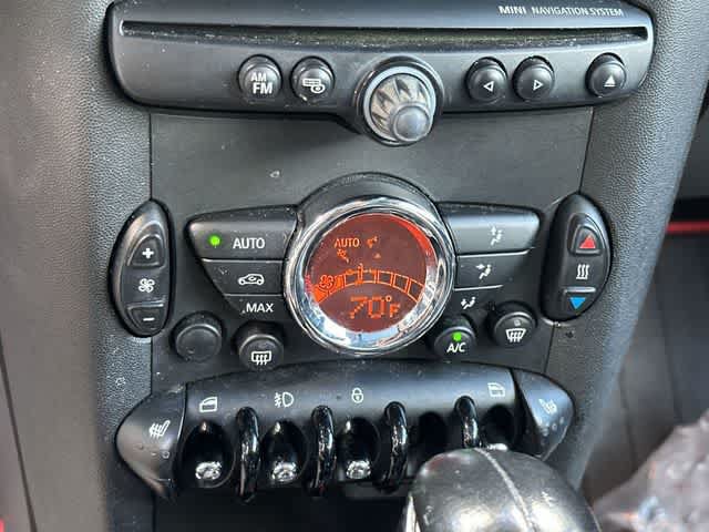 Used 2014 MINI Cooper Clubman FWD image 16