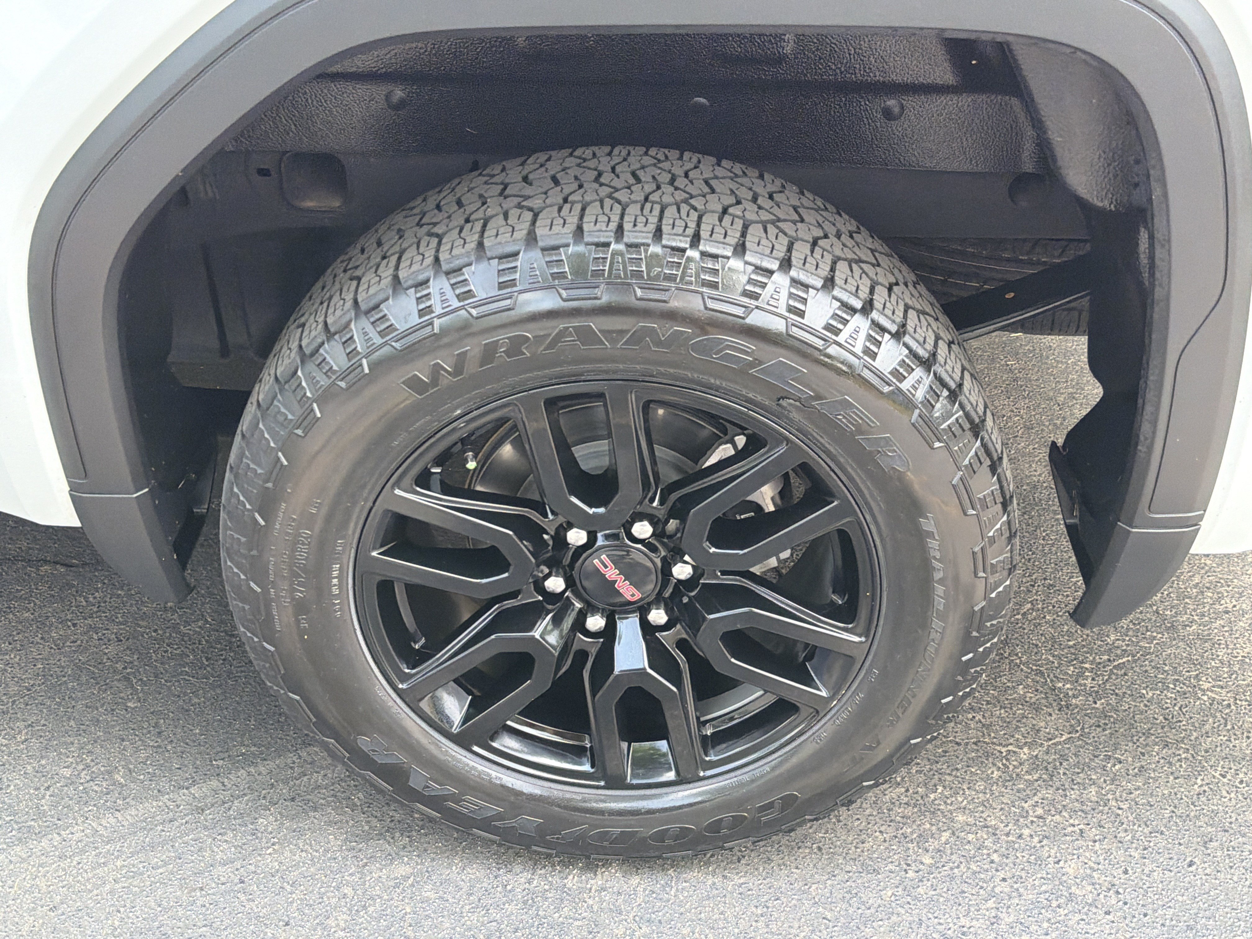 Certified 2024 GMC Sierra 1500 Elevation AWD/4WD image 20