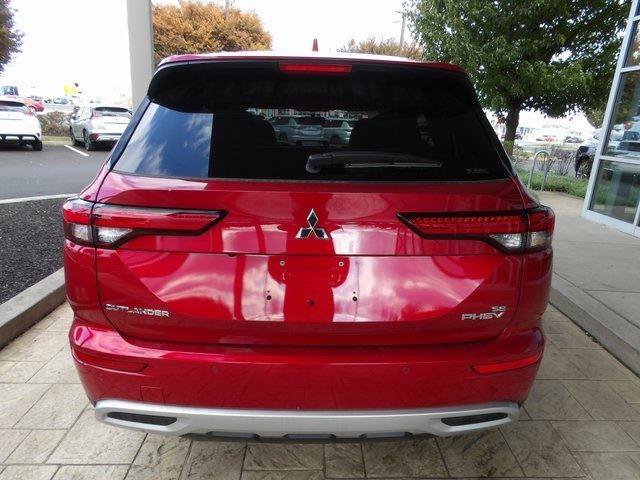 New 2025 Mitsubishi Outlander SE image 6