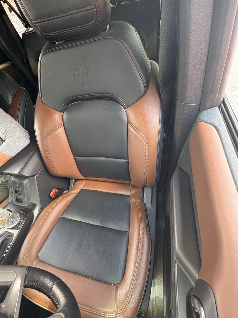 Used 2024 Ford Bronco Outer Banks AWD/4WD image 5