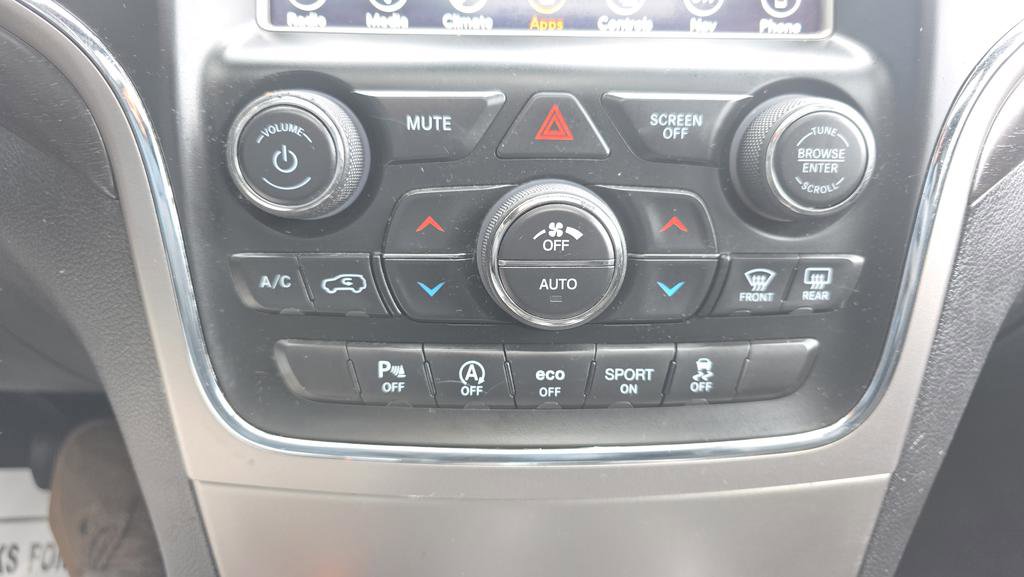 Used 2018 Jeep Grand Cherokee Altitude image 23