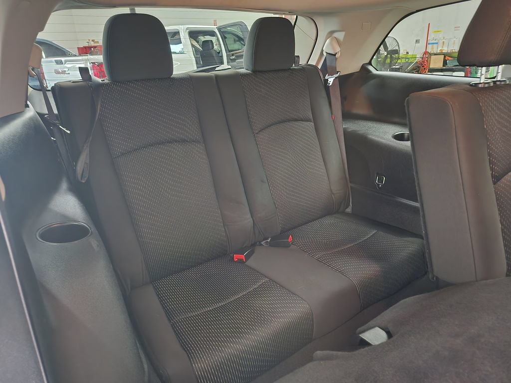 Used 2019 Dodge Journey SE FWD image 32