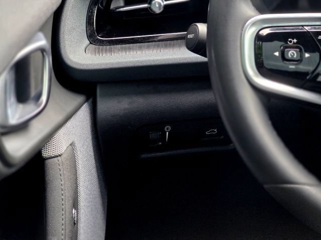 Used 2021 Polestar Polestar 2 w/ Performance Package AWD/4WD image 22