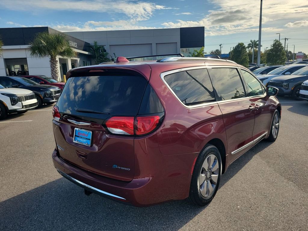 Used 2018 Chrysler Pacifica Limited w/ Advanced Safetytec Group image 5