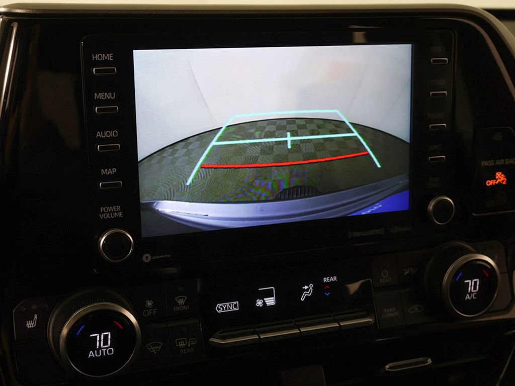 Used 2021 Toyota Highlander XLE image 53