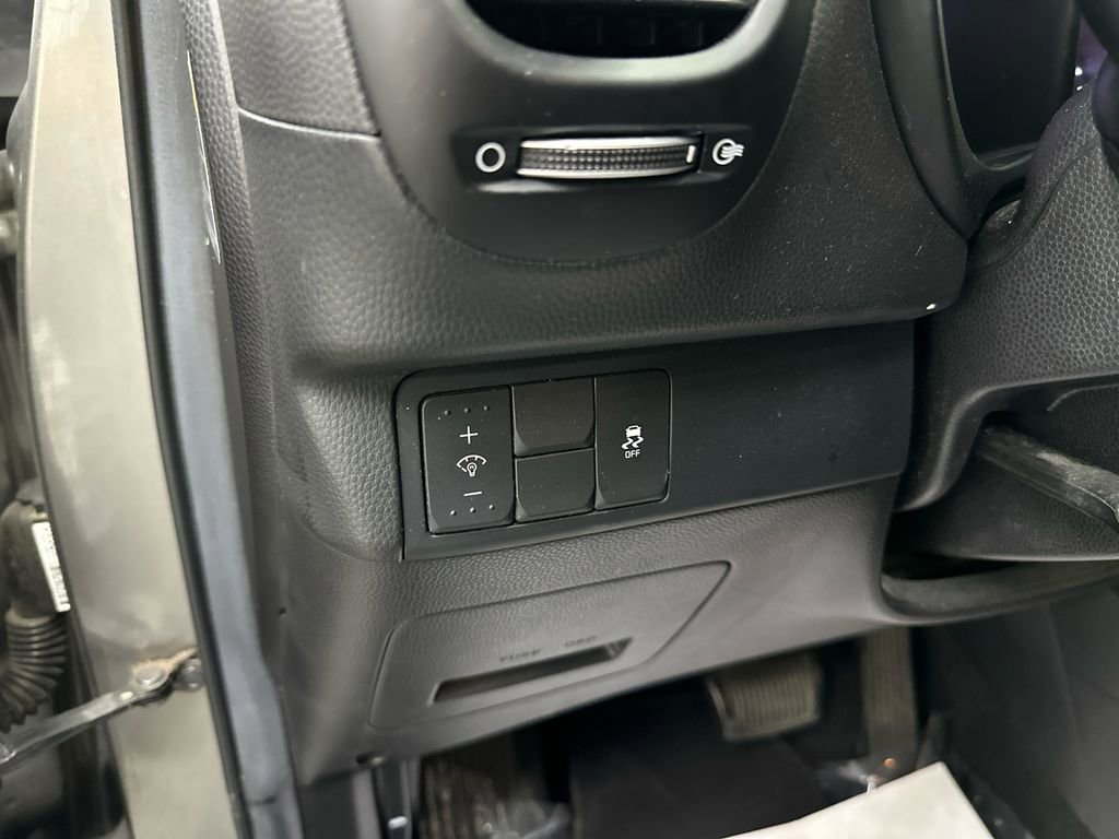 Used 2015 Kia Soul FWD image 27