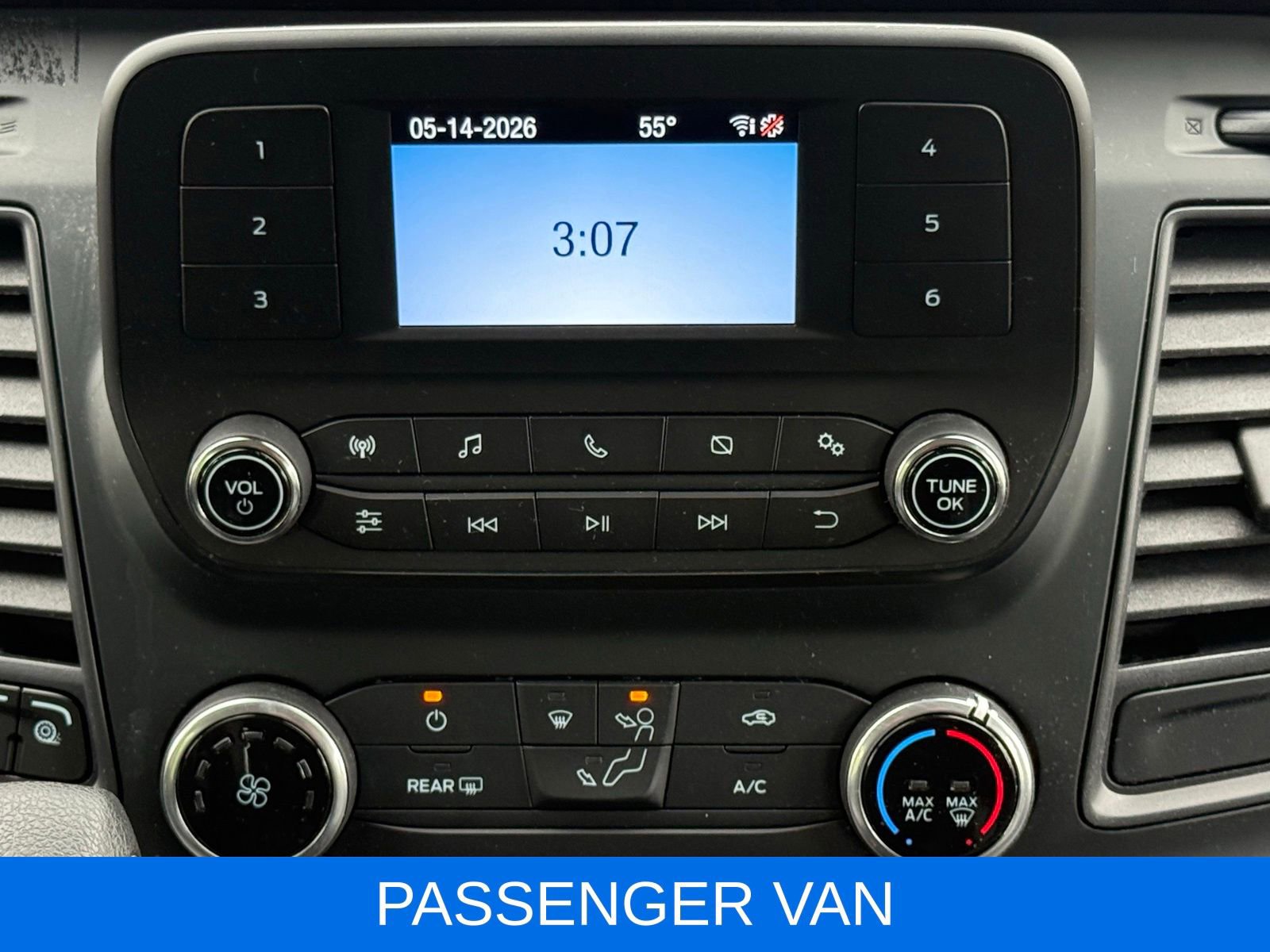 Used 2024 Ford Transit 350 XL RWD image 18