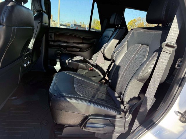 Used 2018 Ford Expedition Limited AWD/4WD image 13