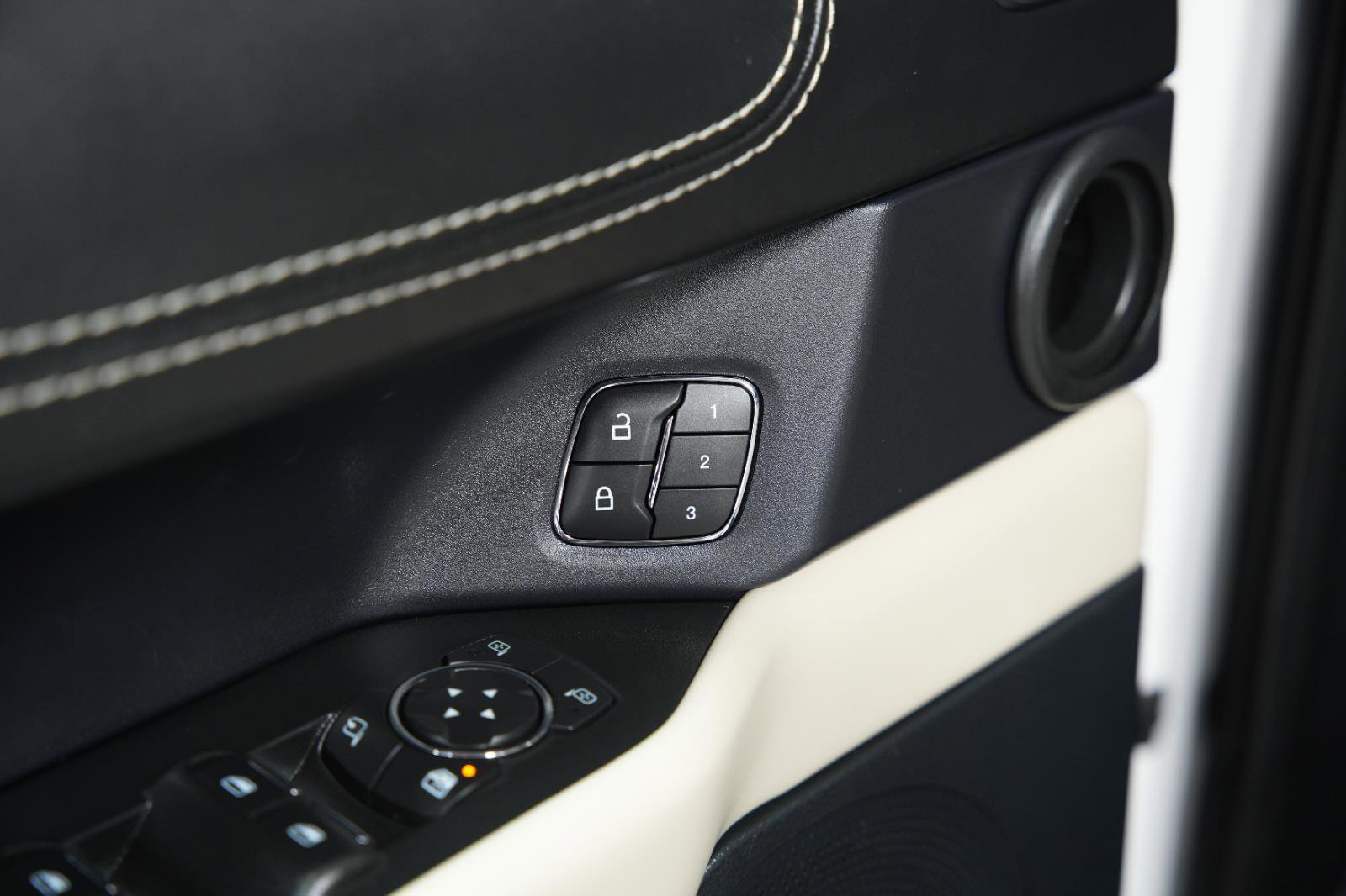 Used 2021 Ford Expedition Platinum image 26