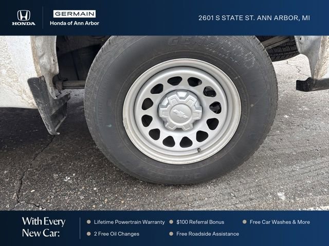 Used 2025 Chevrolet Silverado 1500 W/T w/ WT Value Package image 4