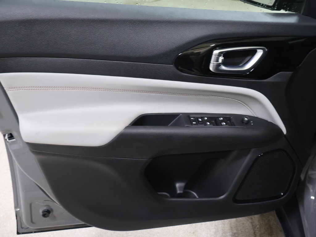 New 2026 Jeep Compass Limited AWD/4WD image 10