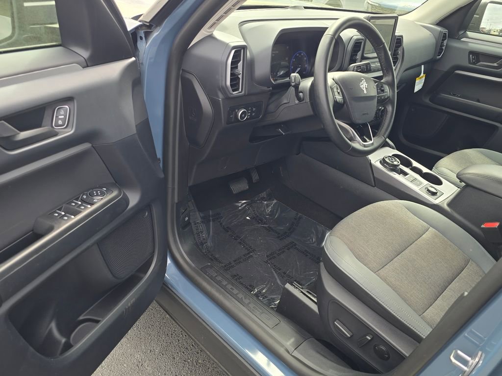 Used 2024 Ford Bronco Sport Big Bend w/ Convenience Package image 9