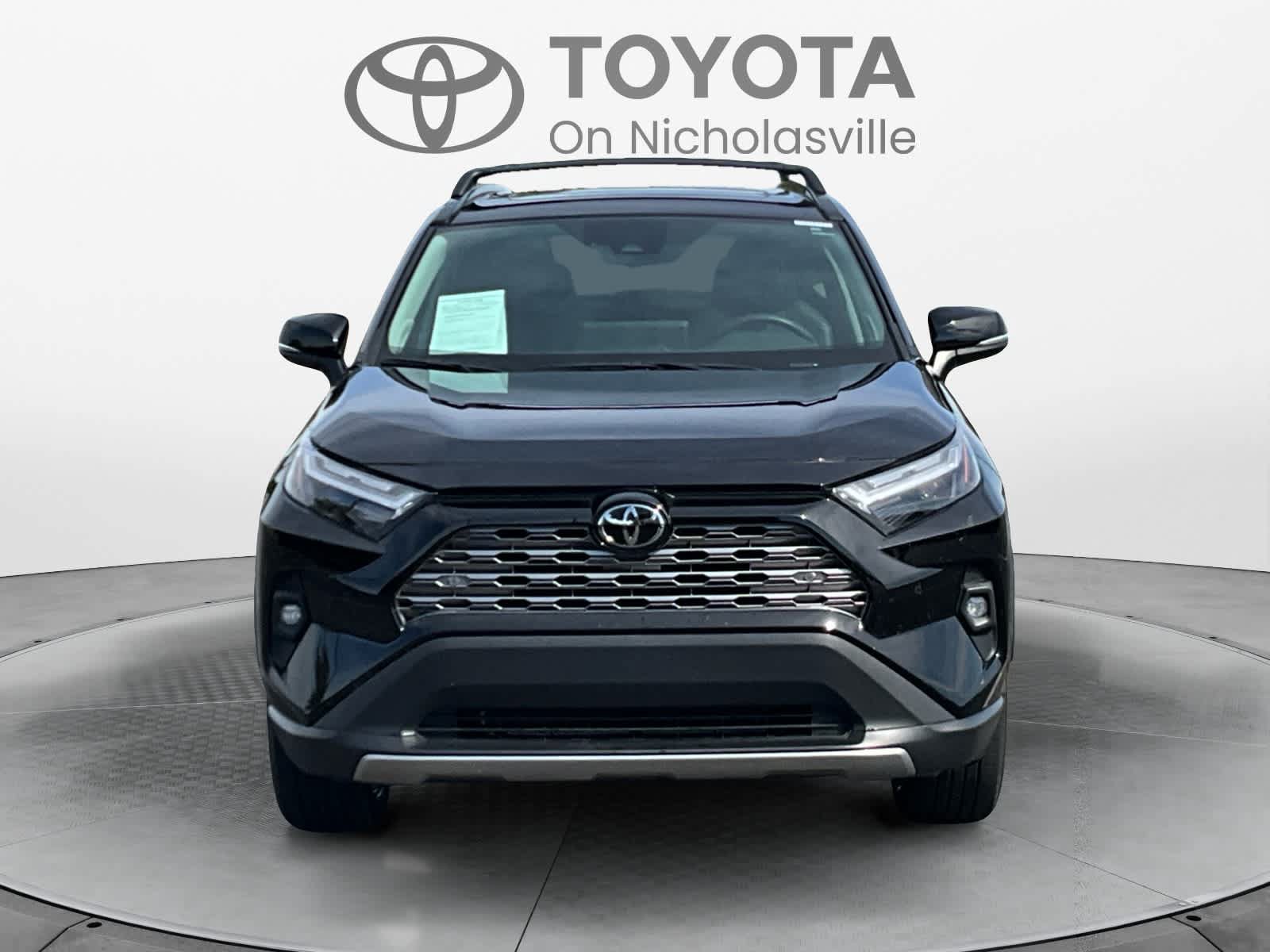 Used 2025 Toyota RAV4 Limited w/ Weather Package AWD/4WD image 8