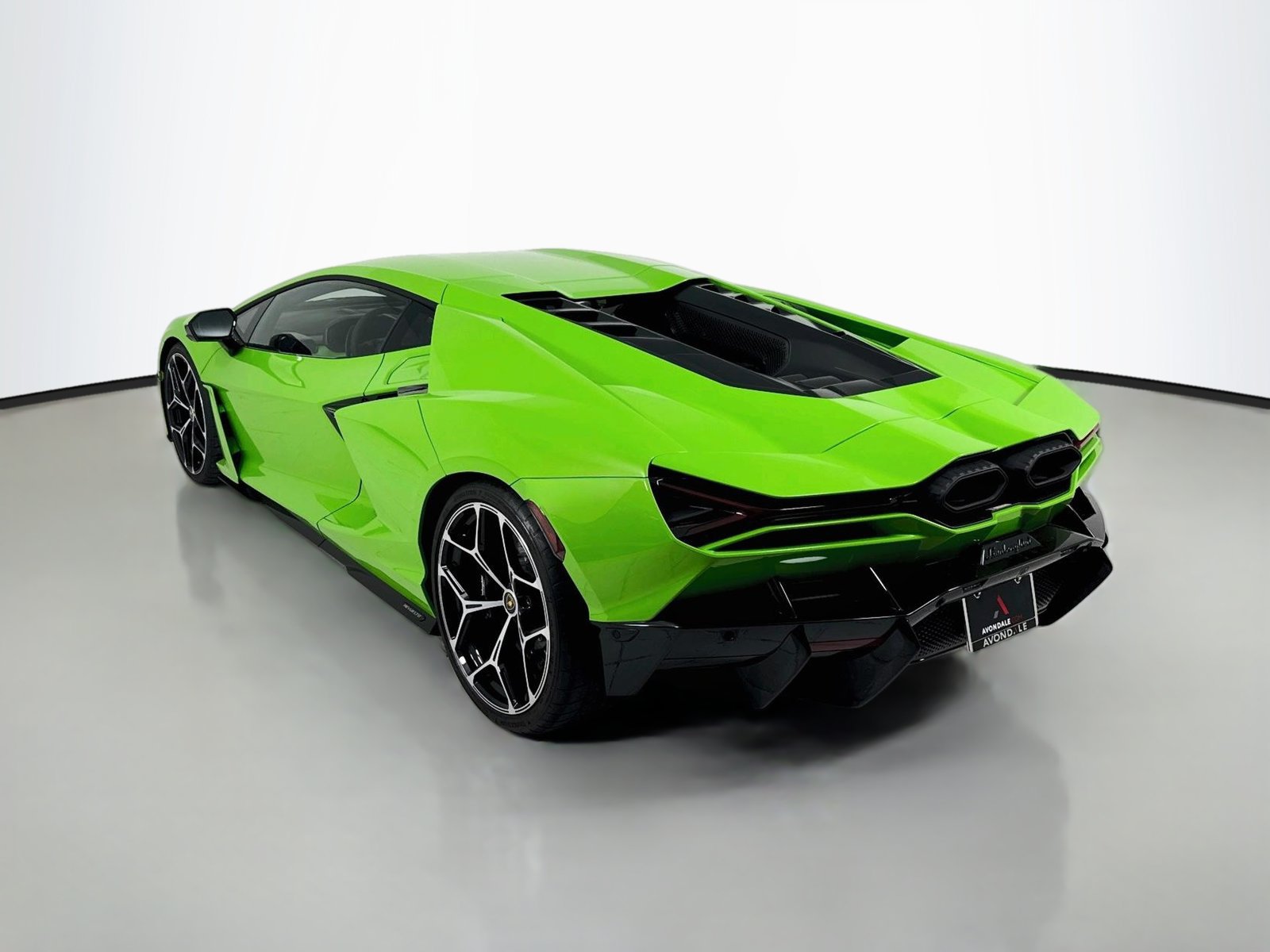 Used 2024 Lamborghini Revuelto AWD/4WD image 5