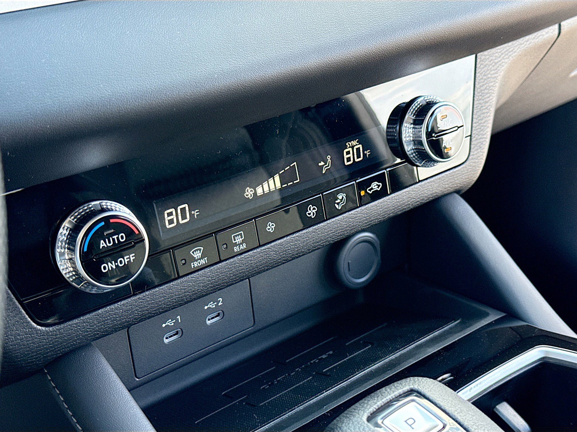 New 2026 Mitsubishi Outlander ES FWD image 11