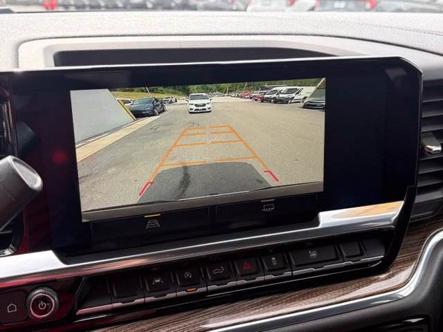 Used 2024 Chevrolet Silverado 1500 LT AWD/4WD image 5