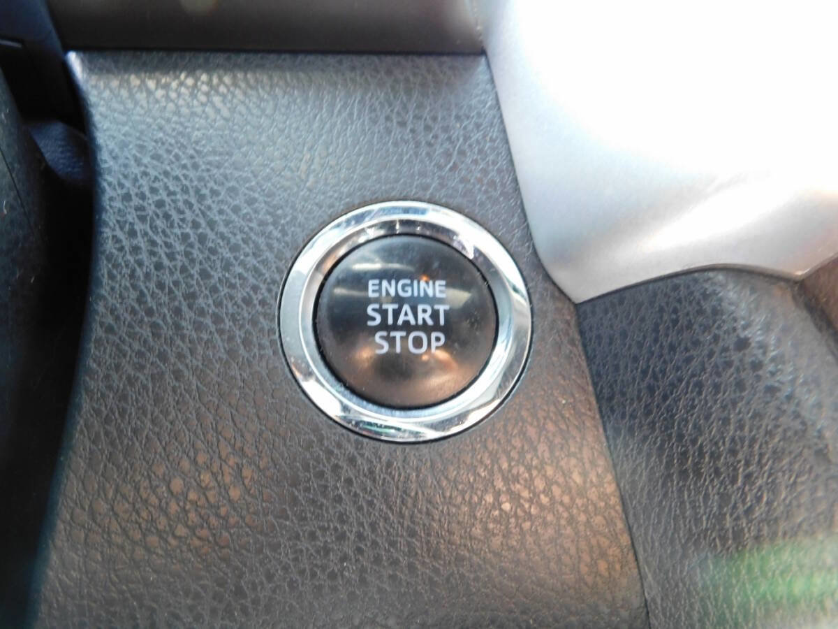 Used 2014 Toyota Highlander Limited image 22