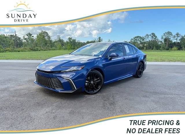 Used 2026 Toyota Camry SE FWD image 1