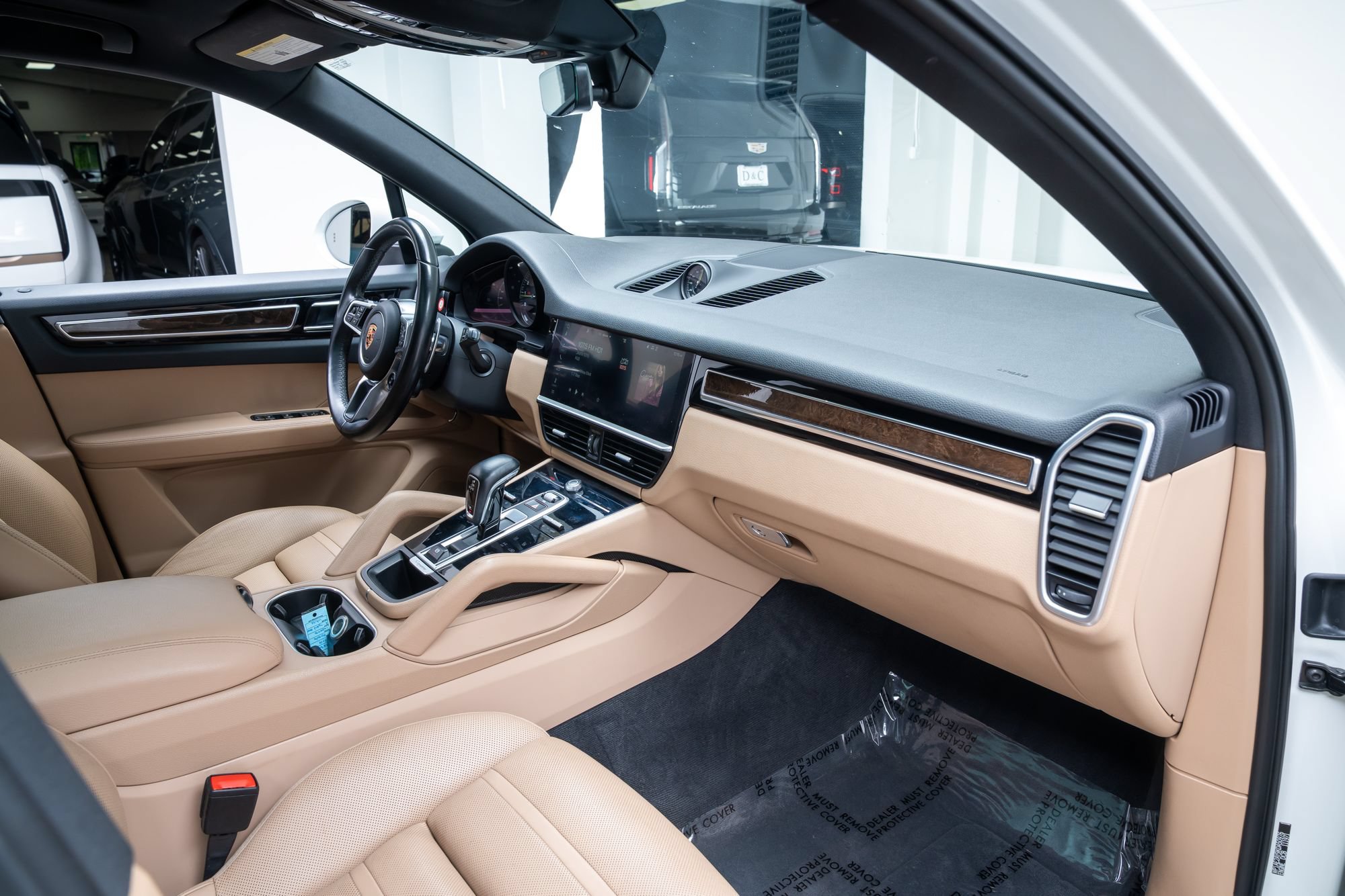 Used 2019 Porsche Cayenne E-Hybrid AWD/4WD image 26