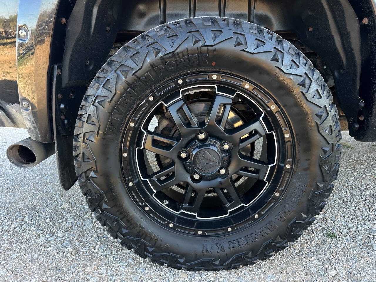 Used 2017 Toyota Tundra SR5 w/ SR5 Upgrade Package image 29