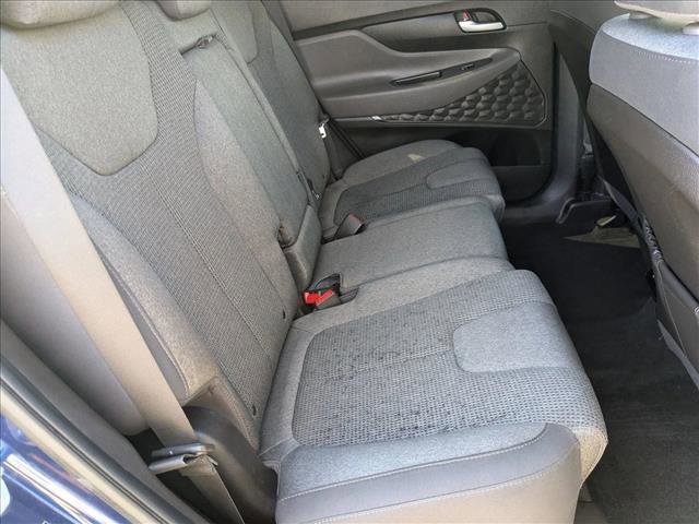 Used 2020 Hyundai Santa Fe SE image 19