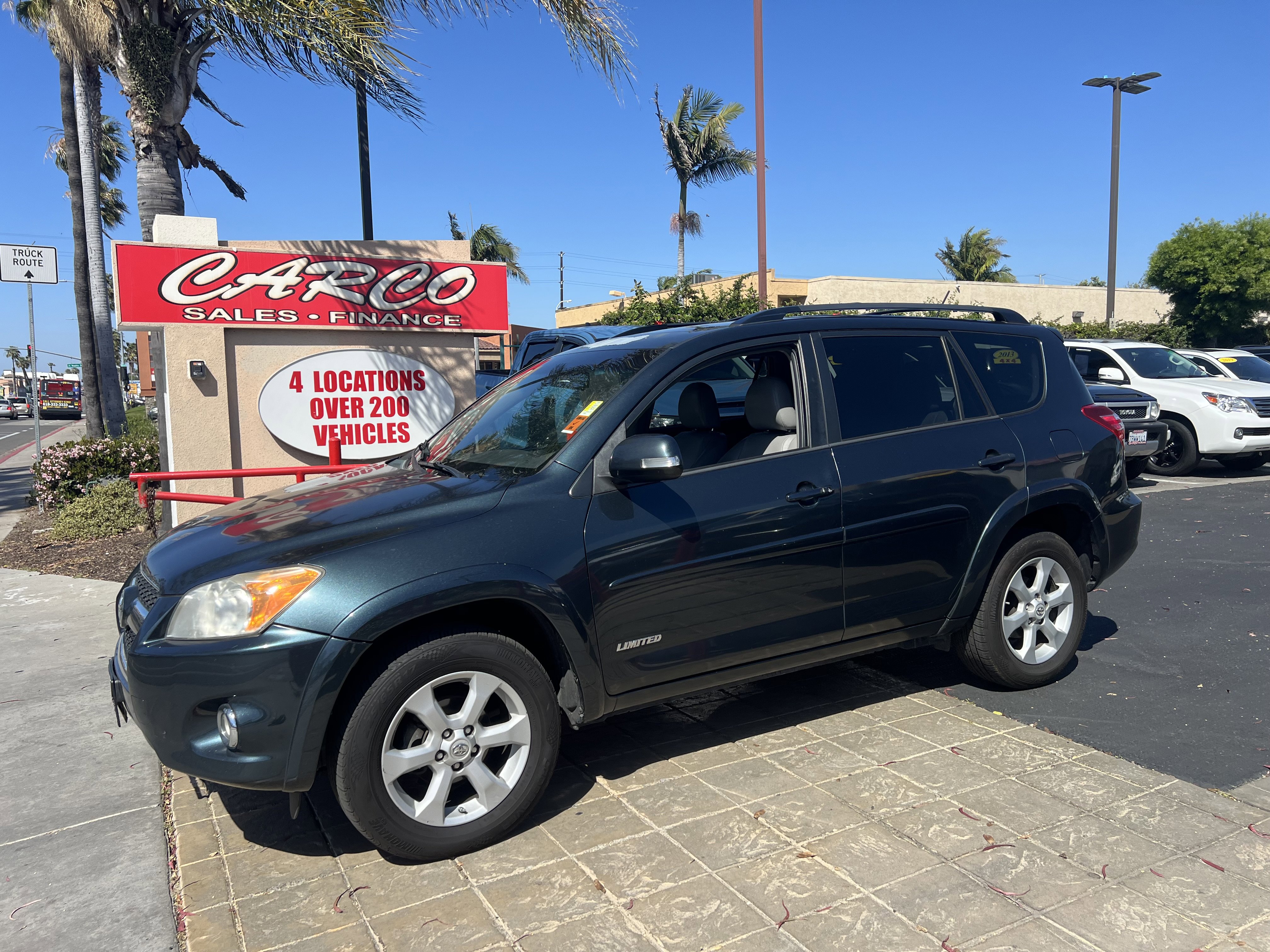 Used 2012 Toyota RAV4 Limited w/ Premium Plus Value Pkg image 5
