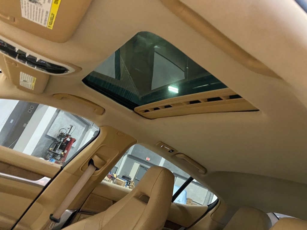 Used 2011 Porsche Panamera image 21