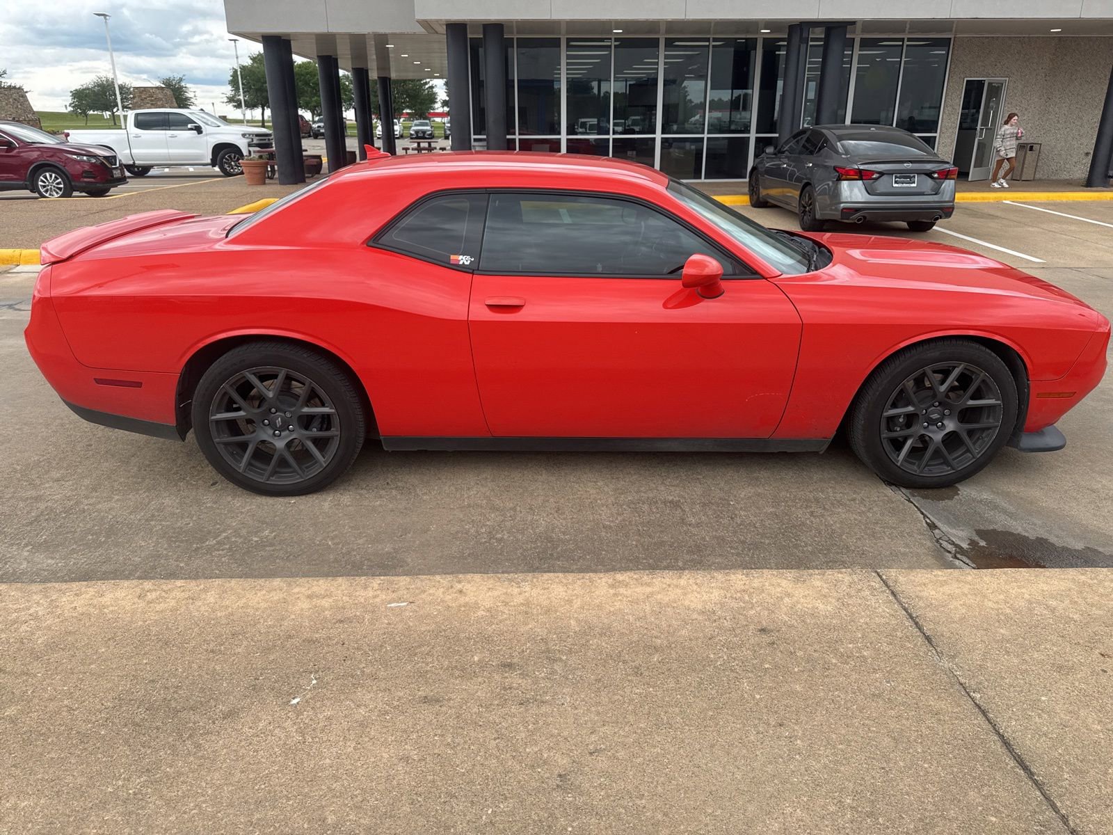 Used 2019 Dodge Challenger GT w/ Plus Package RWD image 6