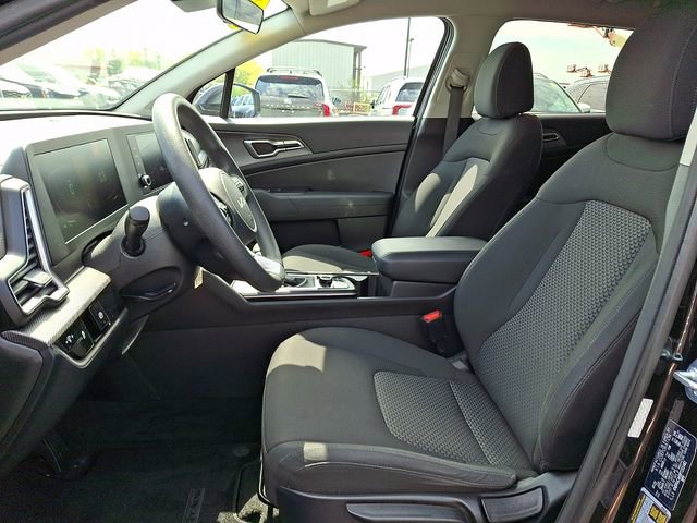 Used 2023 Kia Sportage LX AWD/4WD image 13