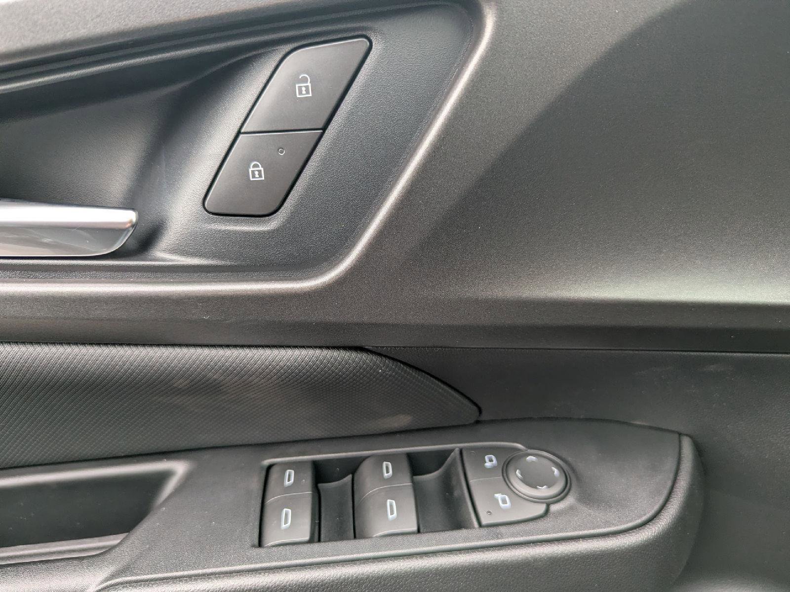 New 2026 Chevrolet Equinox EV LT image 44