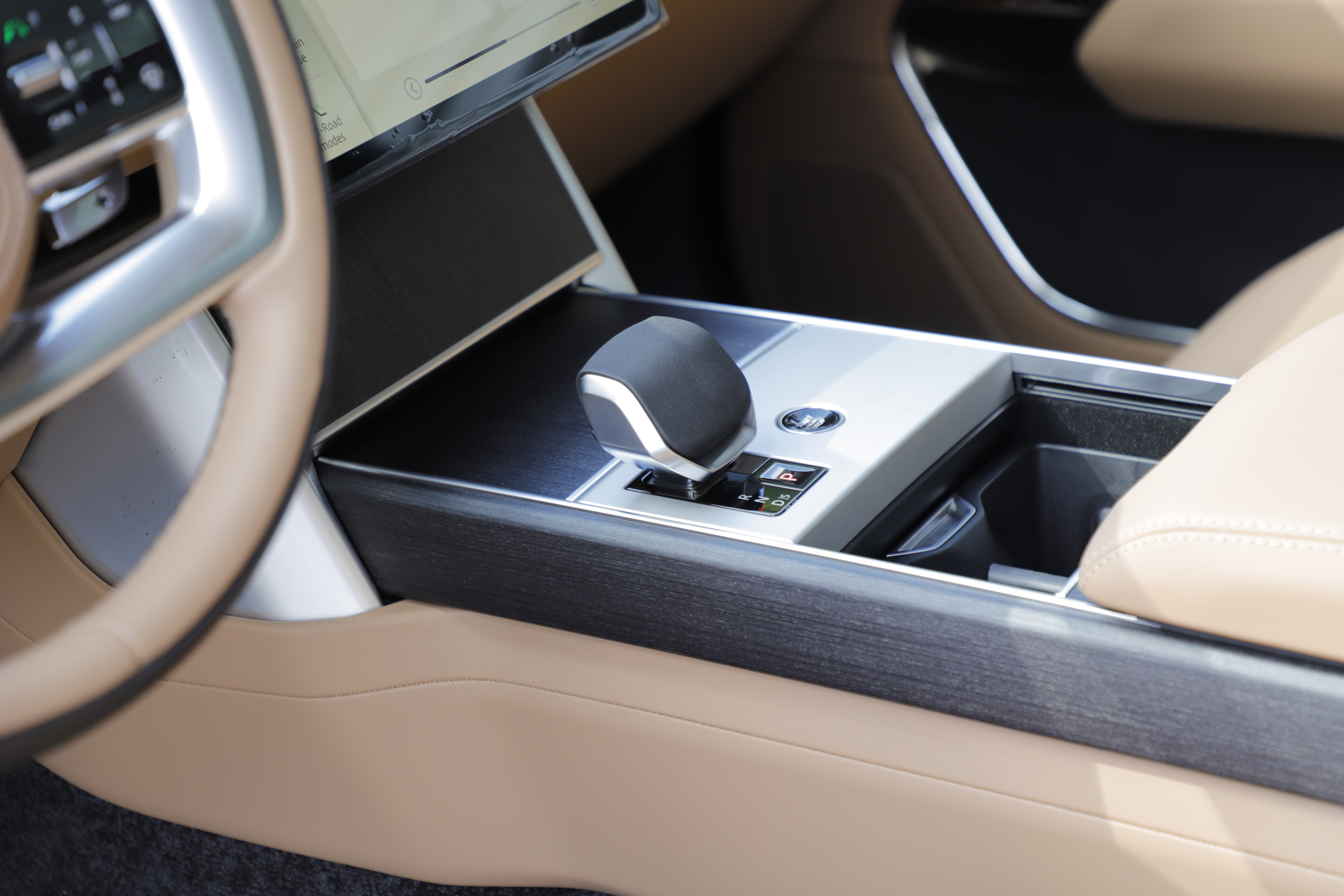 New 2026 Land Rover Range Rover SE AWD/4WD image 22