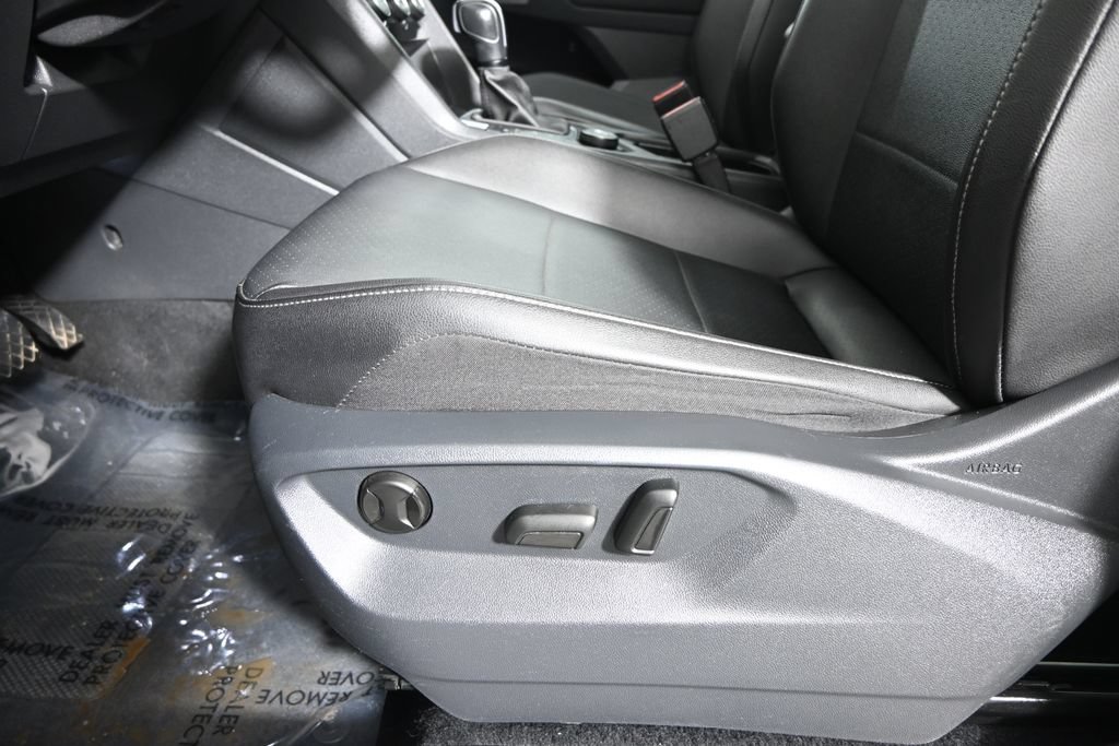 Used 2020 Volkswagen Tiguan SEL AWD/4WD image 21
