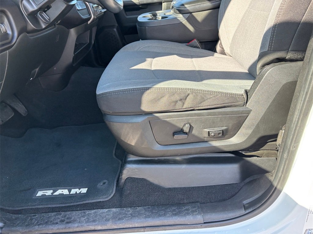 Used 2024 RAM 2500 Big Horn w/ Off Road Package image 24