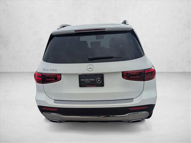 New 2026 Mercedes-Benz GLB 250 image 6