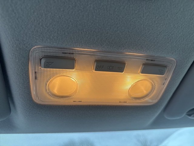 Used 2015 Toyota Prius C Two image 27