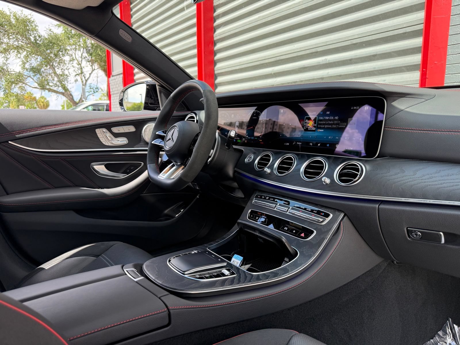 Used 2023 Mercedes-Benz E 53 AMG 4MATIC Sedan w/ Driver Assistance Package image 33