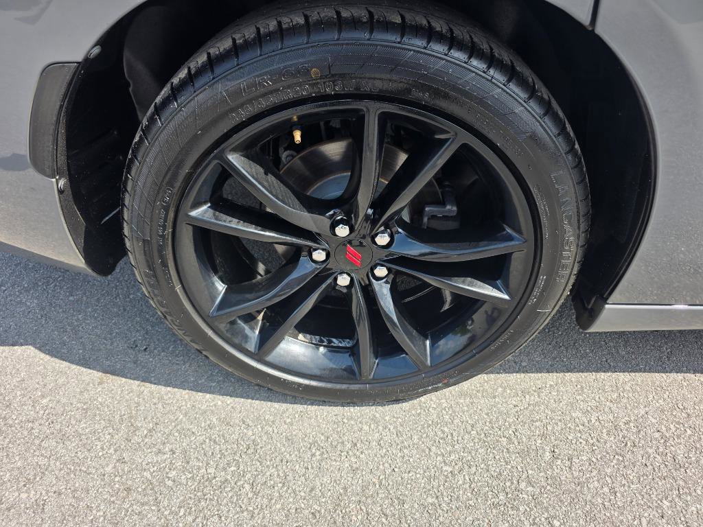 Used 2018 Dodge Charger SXT w/ Blacktop Package RWD image 21