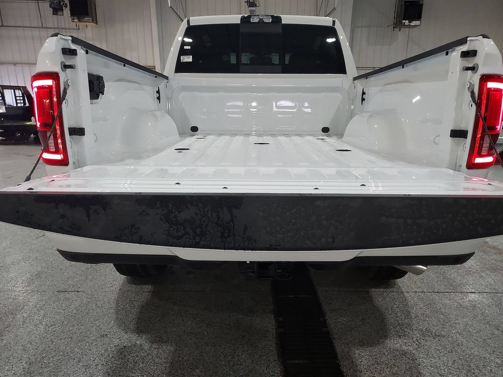 New 2026 RAM 2500 Big Horn AWD/4WD image 29