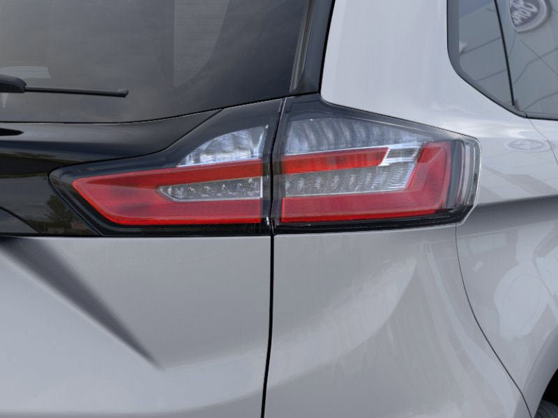 Used 2024 Ford Edge SE image 21