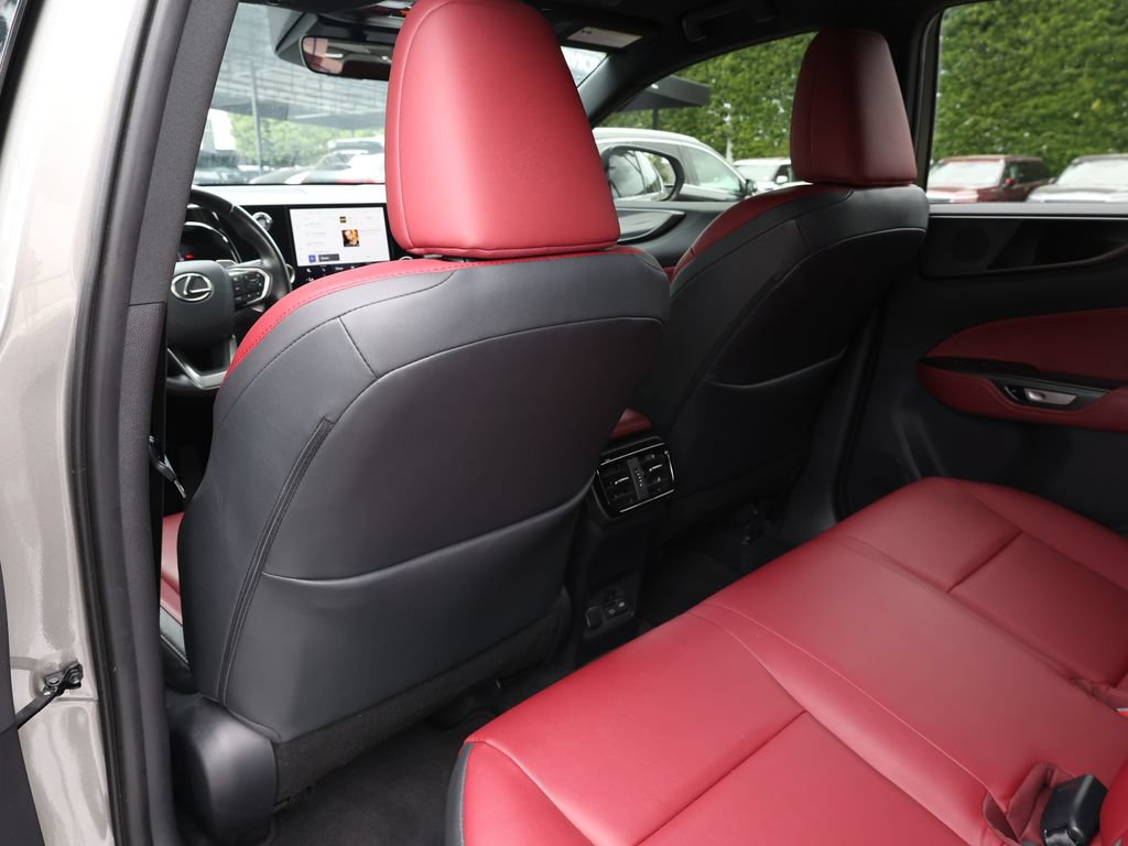 Used 2025 Lexus NX 250 FWD w/ Accessory Package (K3) image 17