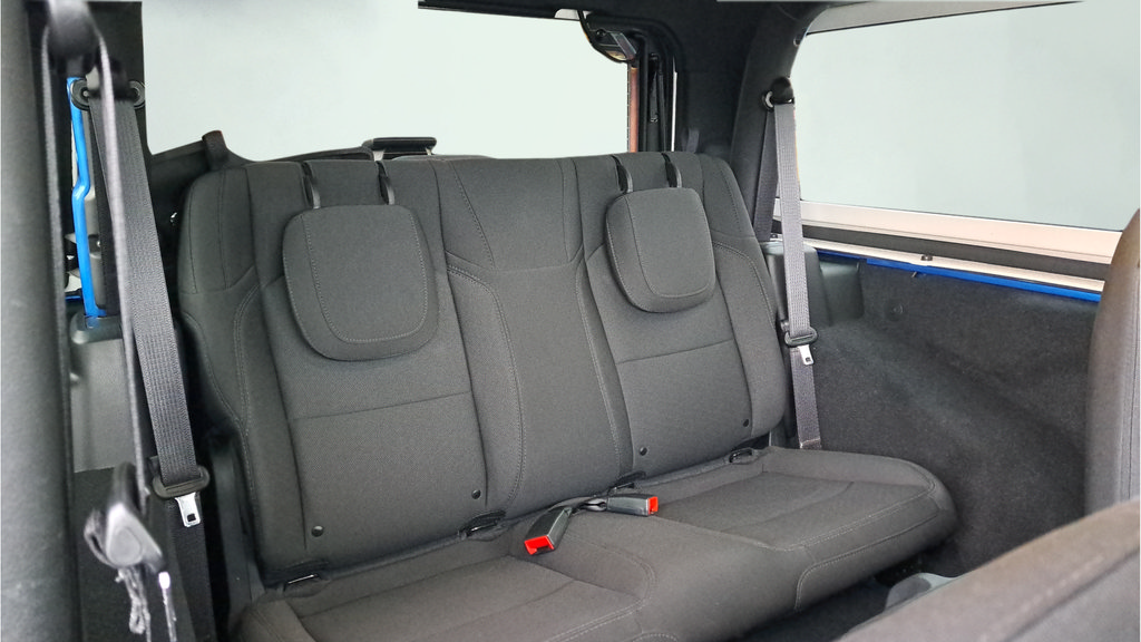Used 2022 Jeep Wrangler Sport AWD/4WD image 14