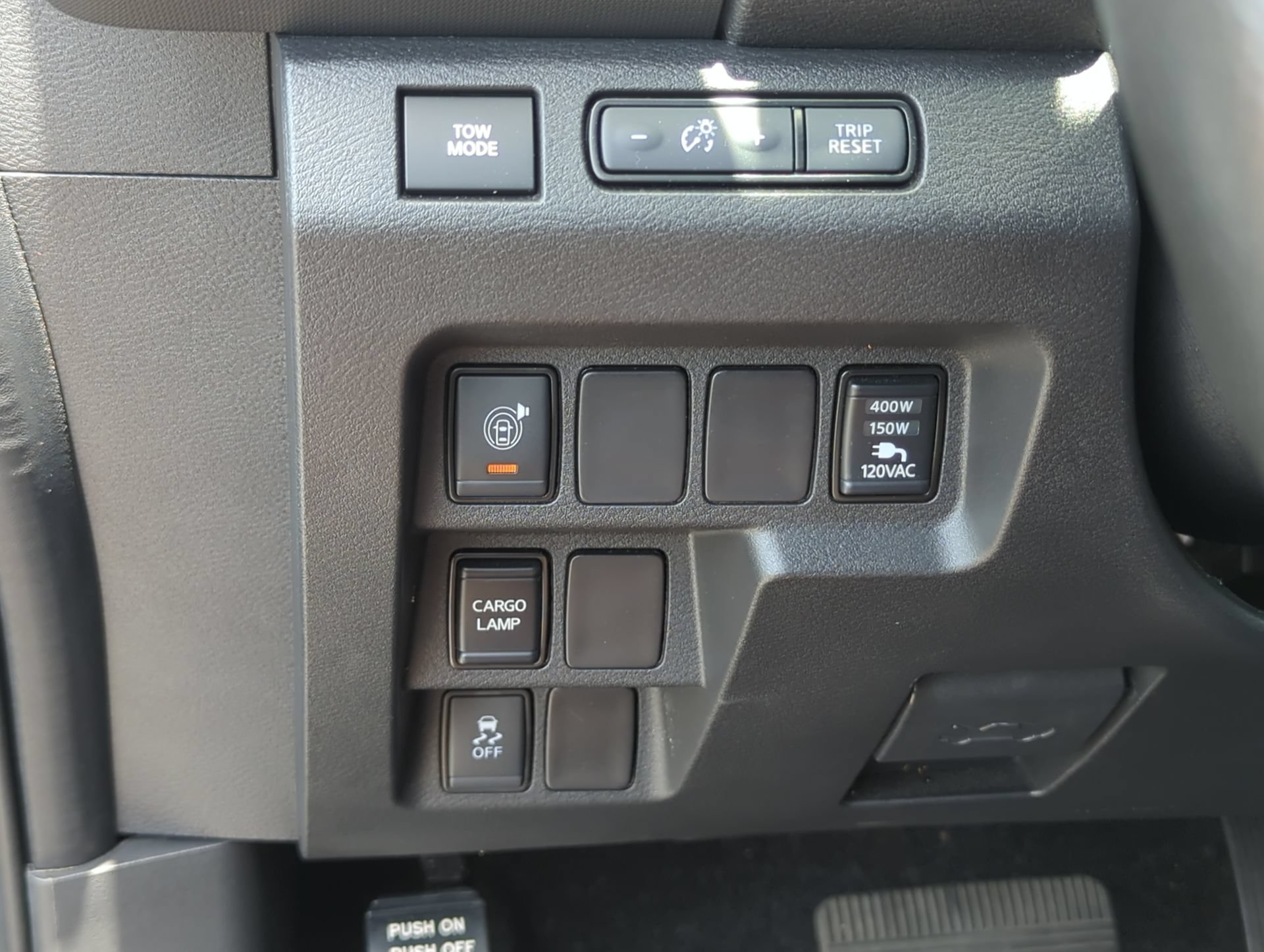 Used 2024 Nissan Frontier SL w/ Technology Package RWD image 28