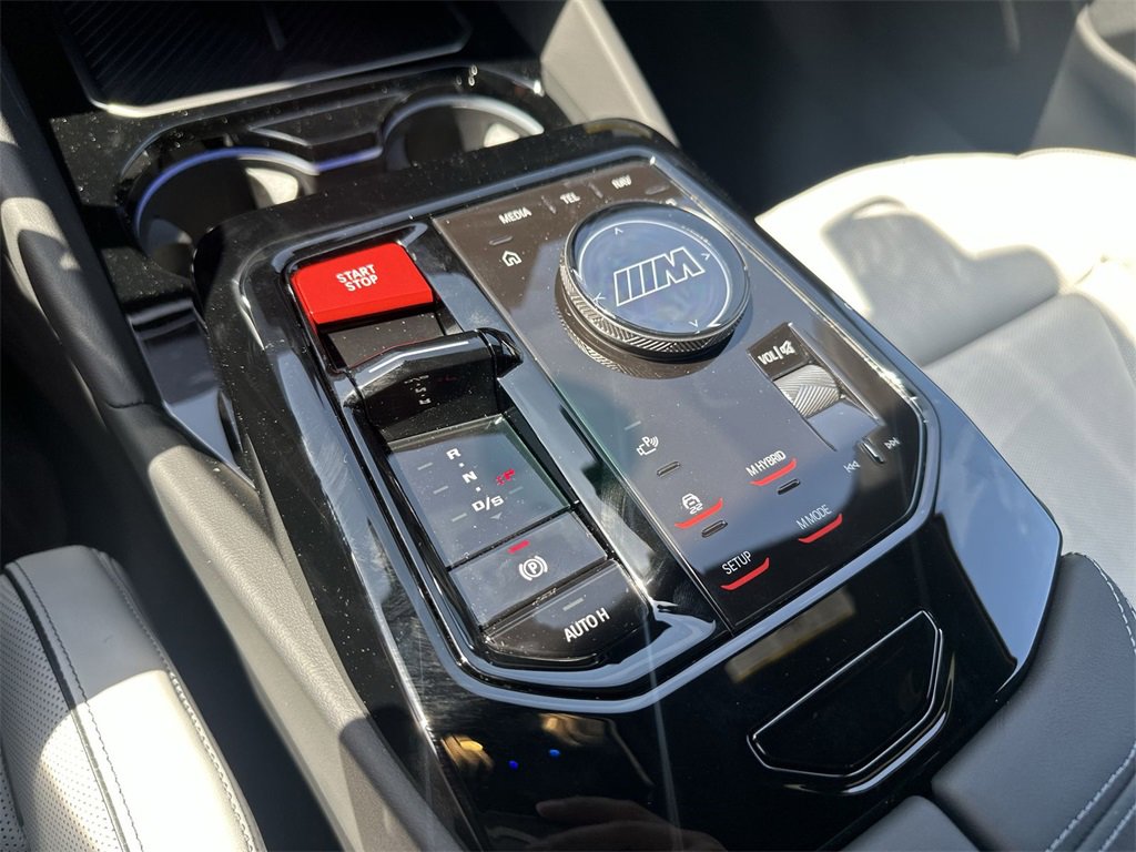 New 2026 BMW M5 w/ Carbon Package image 18