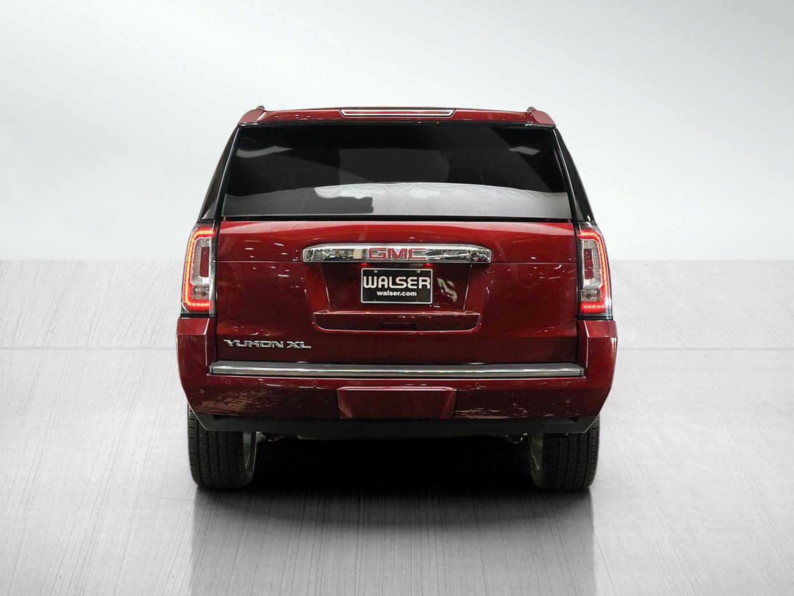 Used 2018 GMC Yukon XL Denali w/ Open Road Package AWD/4WD image 4