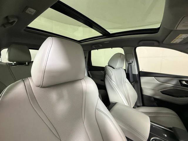 Used 2024 Acura MDX FWD w/ Technology Package image 32
