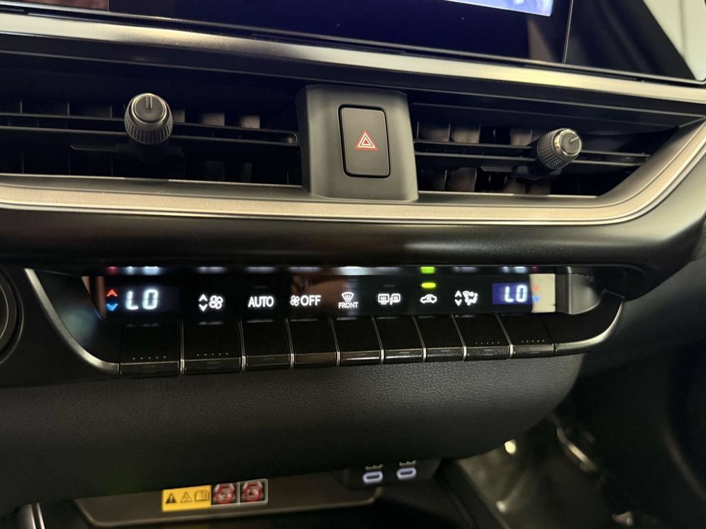 Used 2025 Lexus UX 300h AWD w/ Accessory Package (Z1) image 24