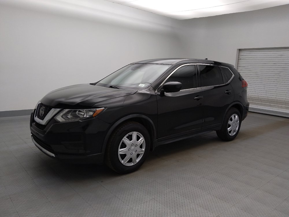 Used 2019 Nissan Rogue S FWD image 2