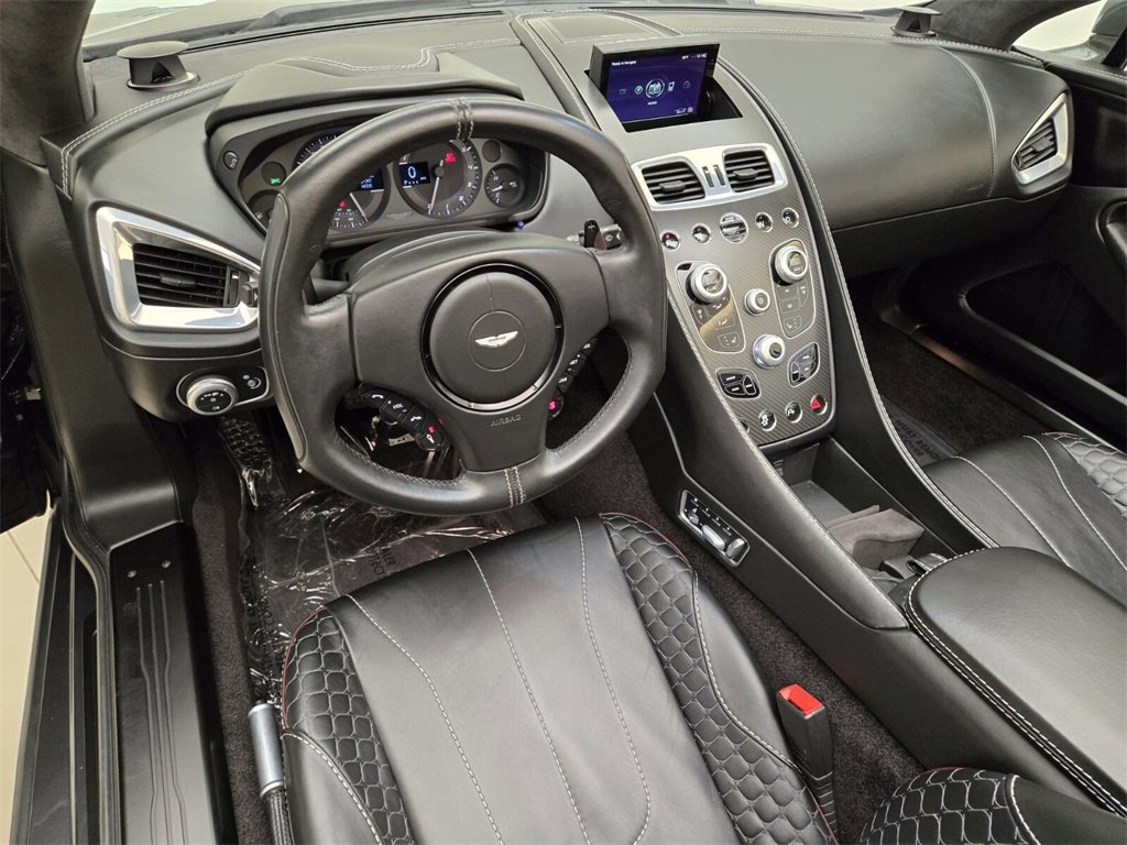 Used 2015 Aston Martin Vanquish Volante image 19