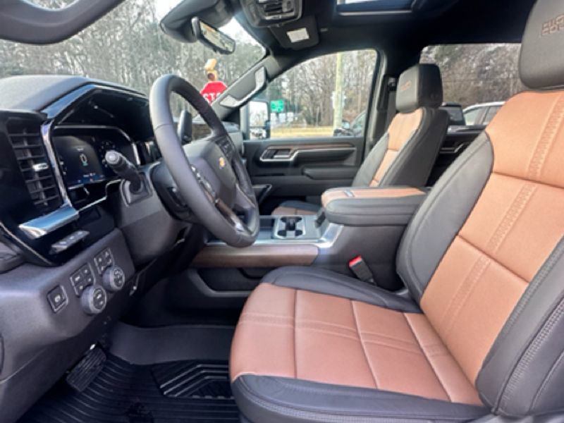 New 2026 Chevrolet Silverado 2500 High Country w/ Technology Package image 17